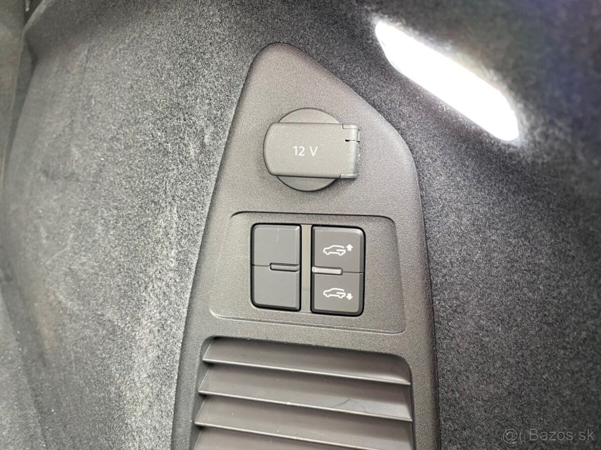 Volkswagen Touareg 3,0 TDI V6 210kW 4Motion DSG - 15