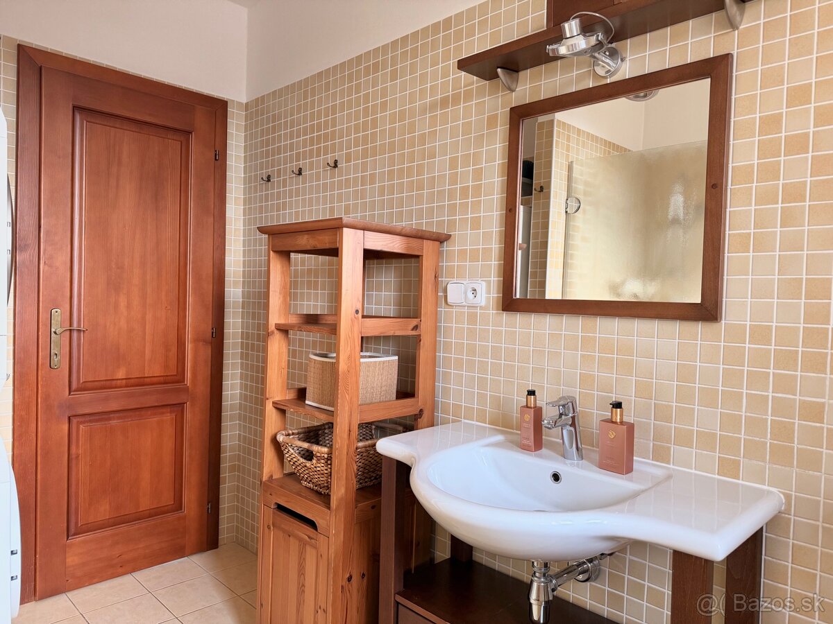 Jedinečný 3 izbový byt Staré Mesto 115m2 - 15