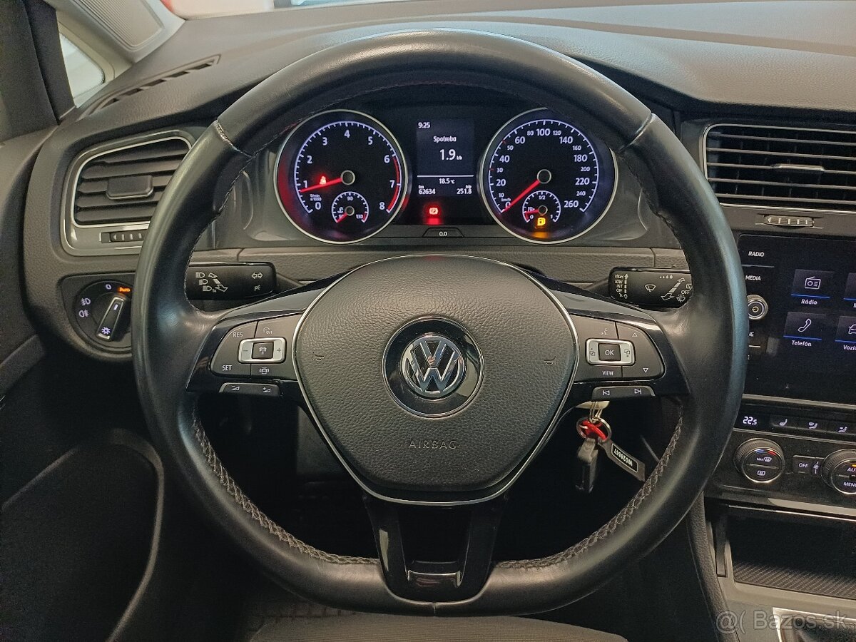 Volkswagen Golf 1.5 TSI EVO COMFORTLINE - 15