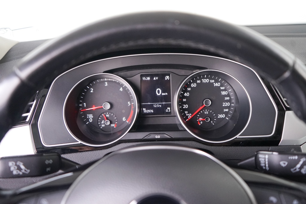 420- Volkswagen, Passat Variant, 2015, nafta, 2.0 TDI,110kw - 15