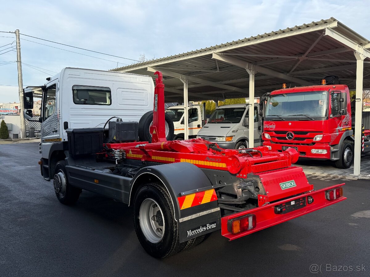 Mercedes Benz Atego 1218 hákový nosič kontajnerov - 15