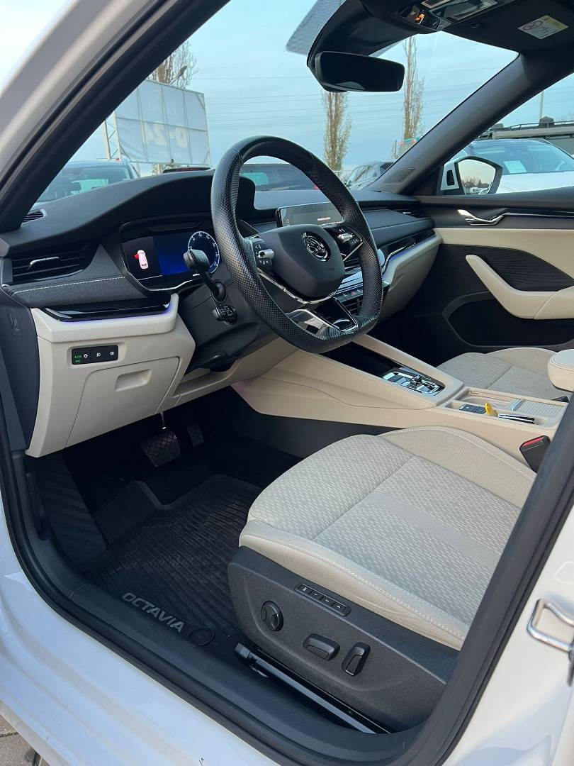 Škoda Octavia Combi 2.0 TDI SCR Style DSG - 15