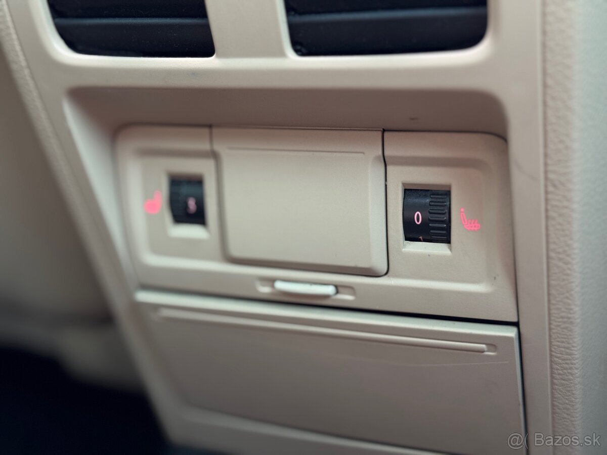 Volkswagen Passat Variant 2.0 TSI Highline - 15