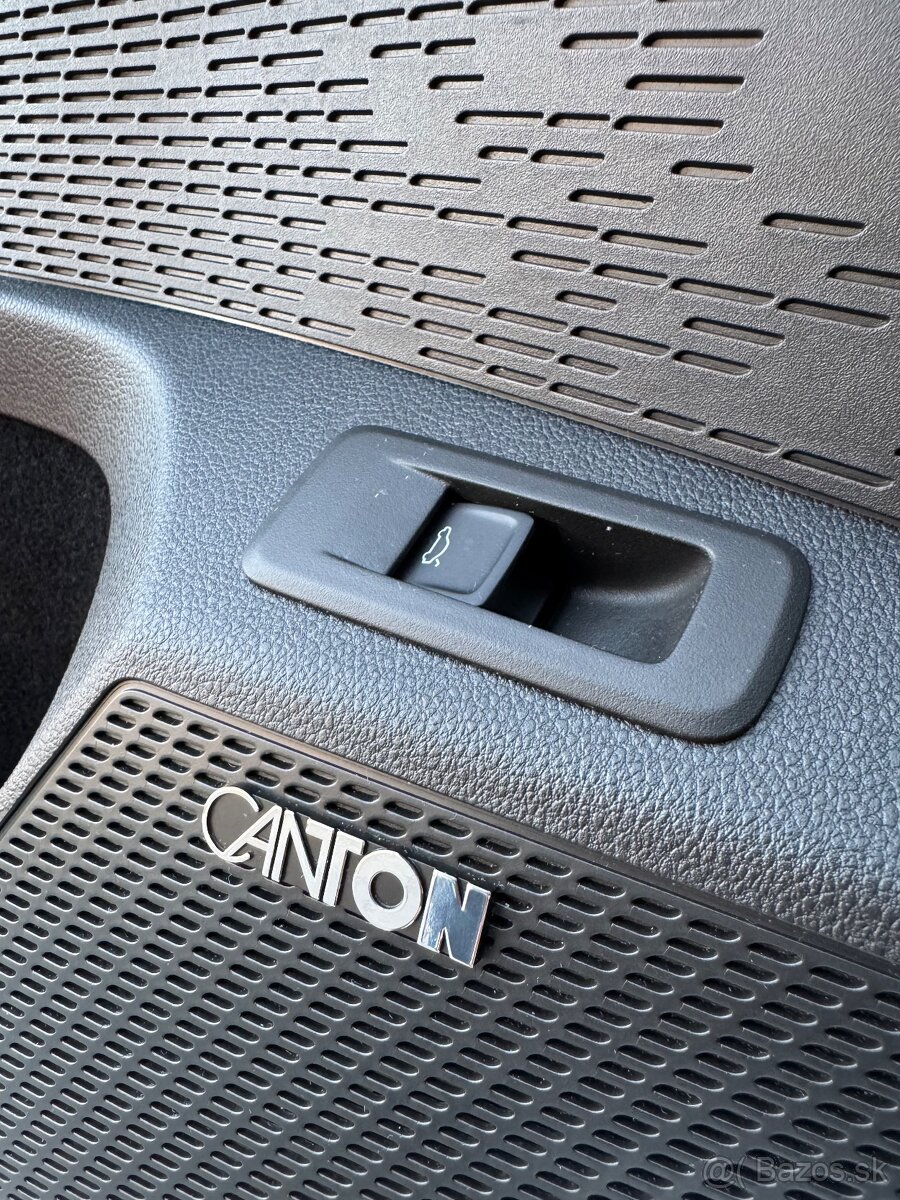 Škoda Octavia RS Plus Combi 4x4 147KW Kamera/Ťažné/DCC/Virtu - 15