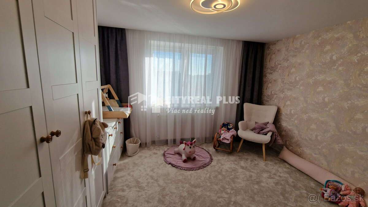 Na predaj 9 izbový rodinný dom v meste Šurany - 15