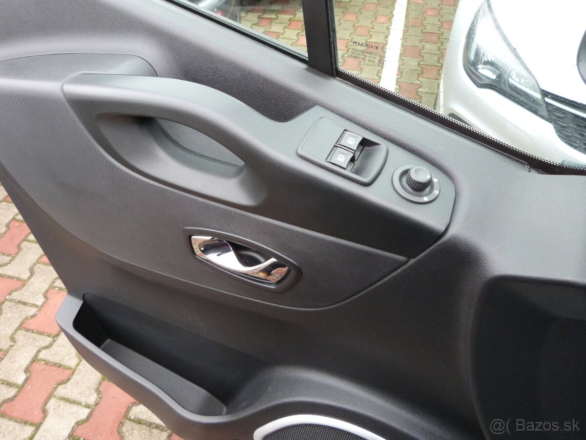 Renault Trafic SpaceClass 1.6 dCi 125 L2H1 - 15