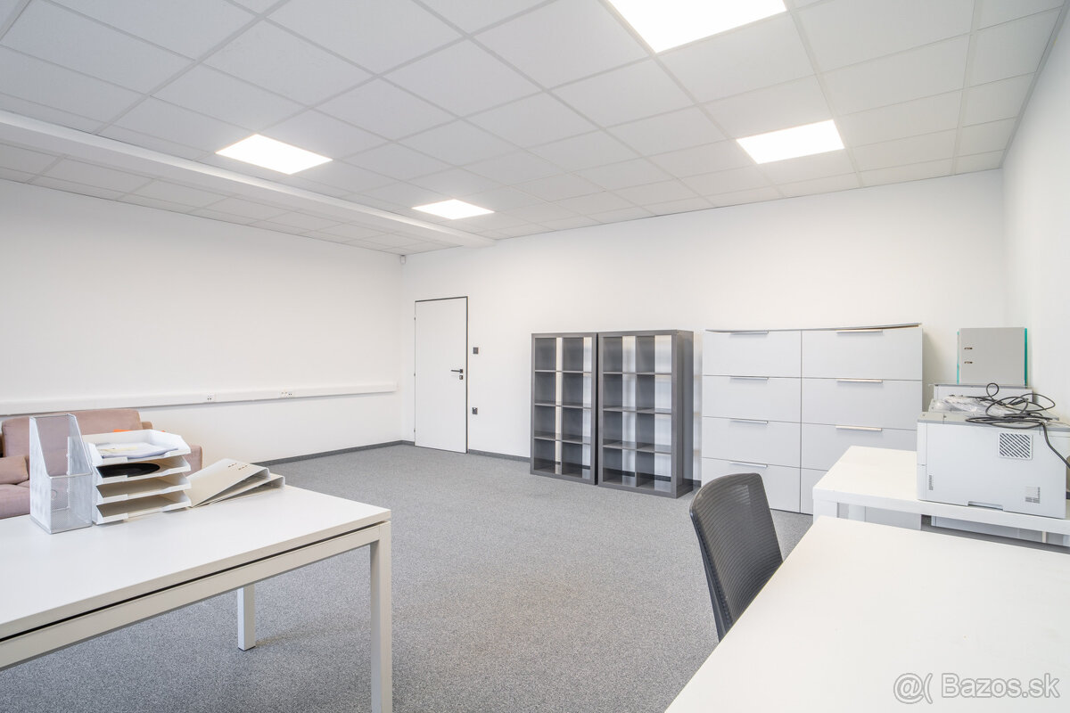 Na predaj priemyselný objekt s investičným potenciálom v Sen - 15