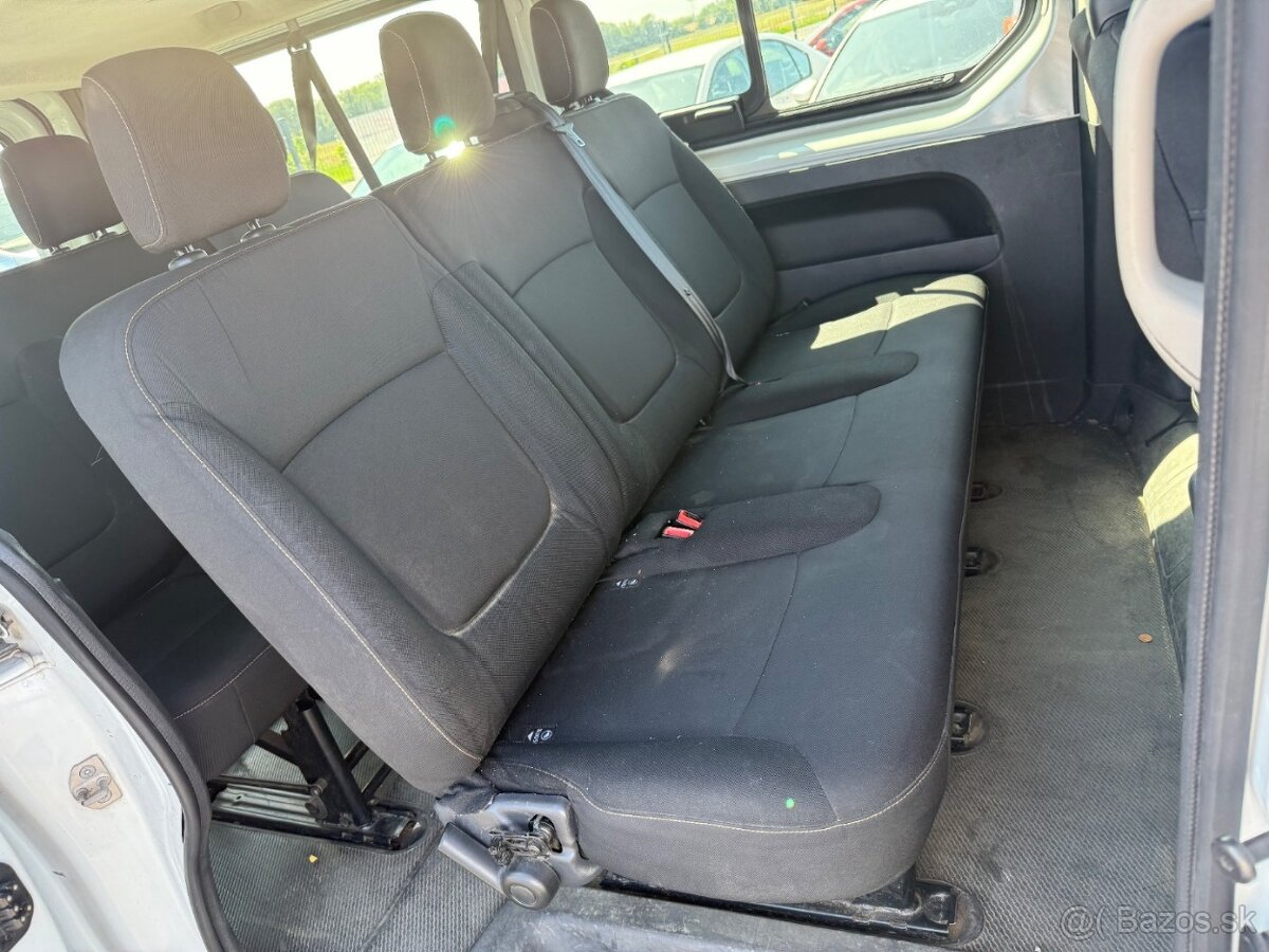 Renault Trafic 9-miestne - 15