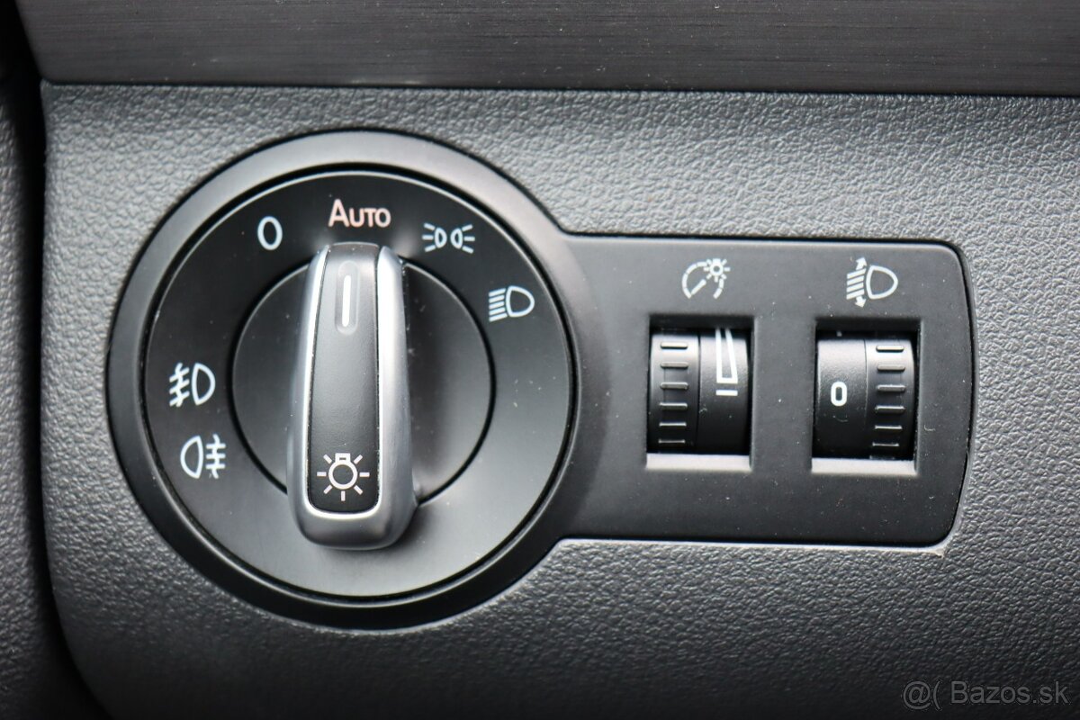 Volkswagen Touran 1.6 TDI Comfortline DSG - 15