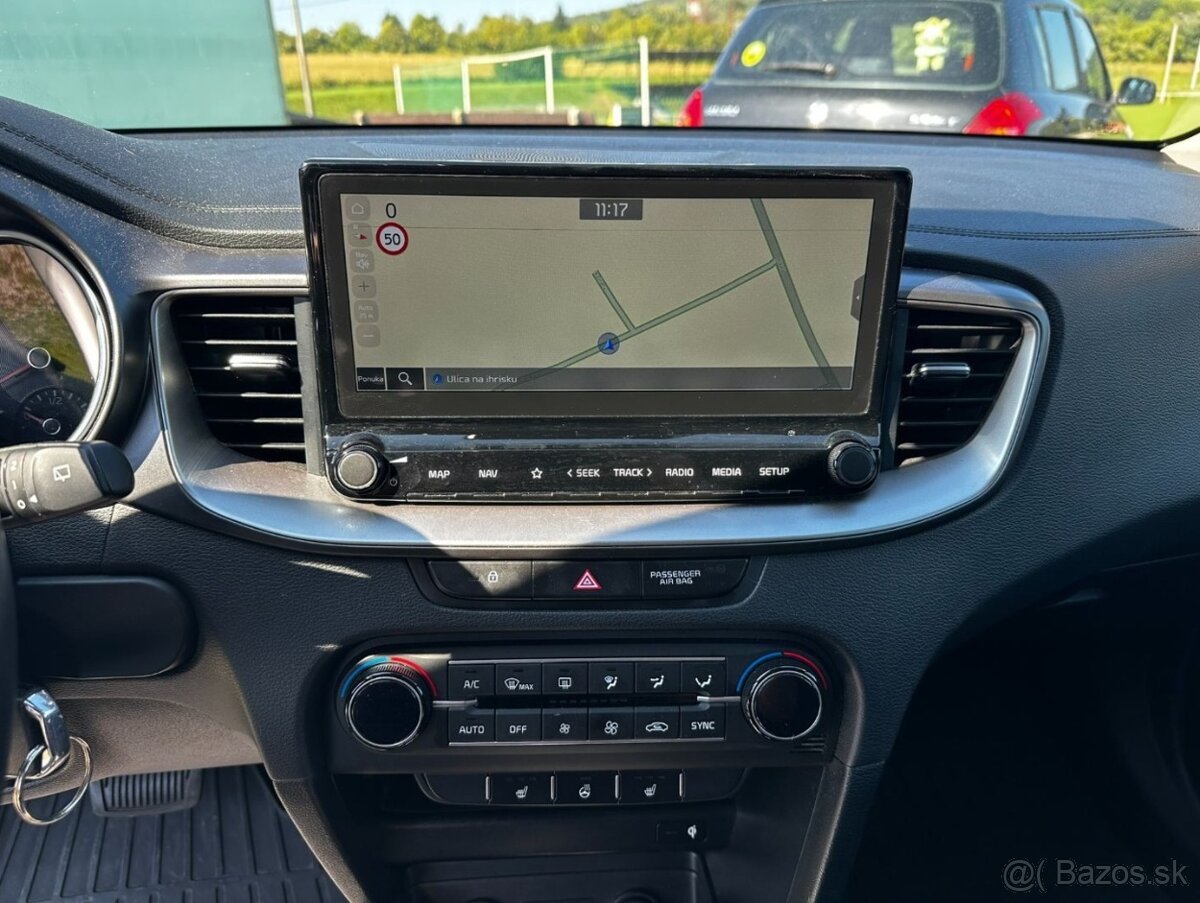 KIA Ceed SW 1.6 CRDi Gold - 15