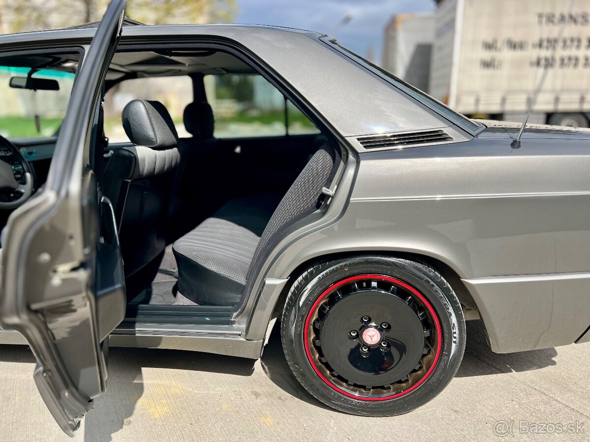 Mercedes 190e w201 - 15