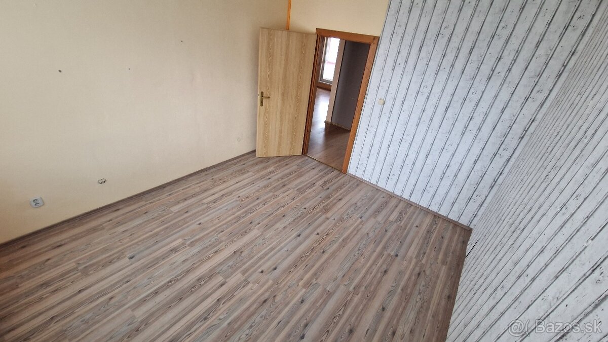 Vráble, Lúky, 3i byt, 74 m2, loggia, rekonštrukcia - 15