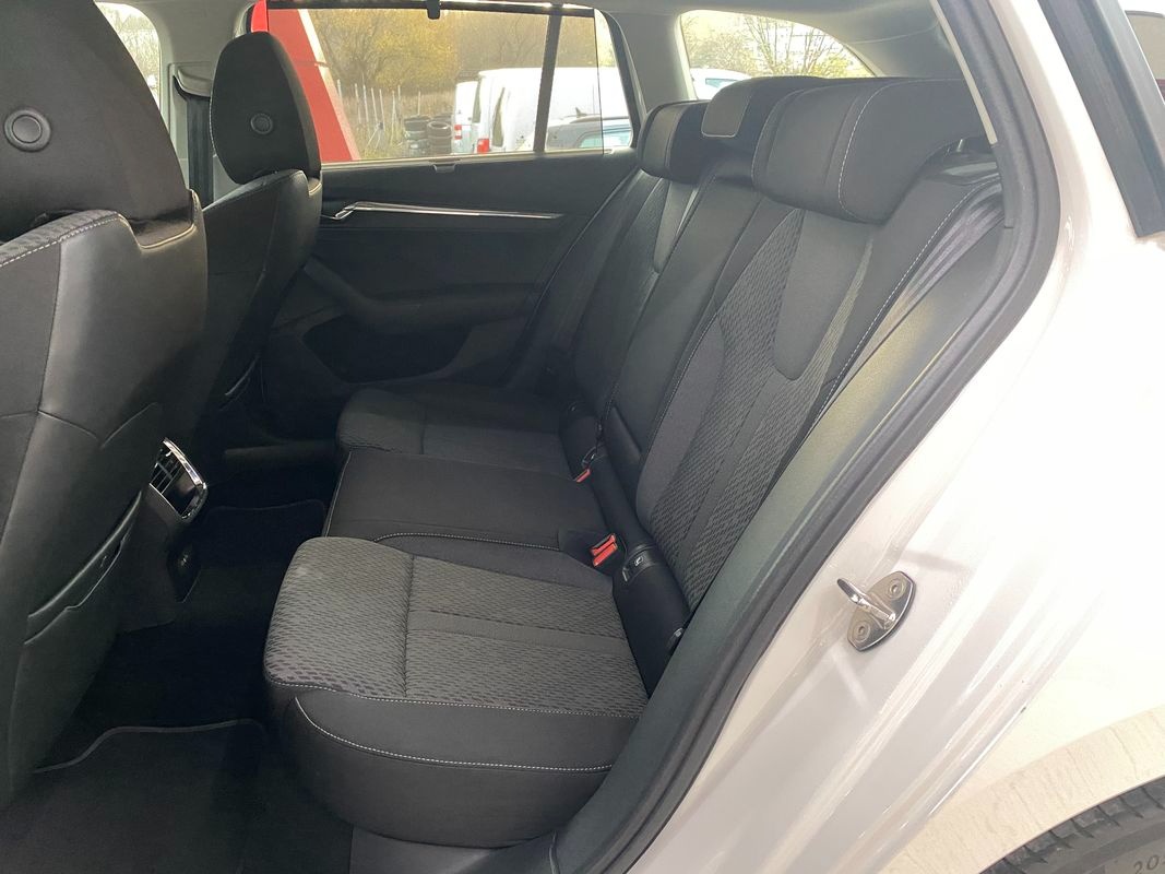 Škoda Octavia Combi 2.0 TDI DSG Style 110 kW - 15