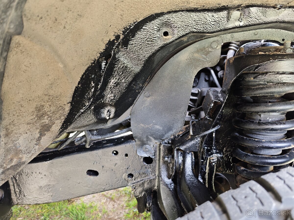 L200 Mitsubishi - 15