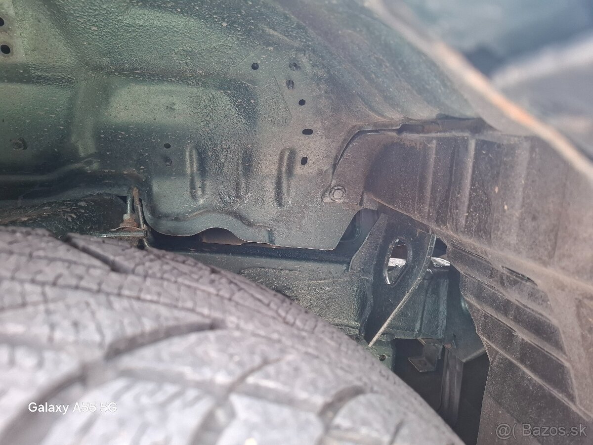 Suzuki jimny 1,3i 16V 4x4 4x4 63kw - 15