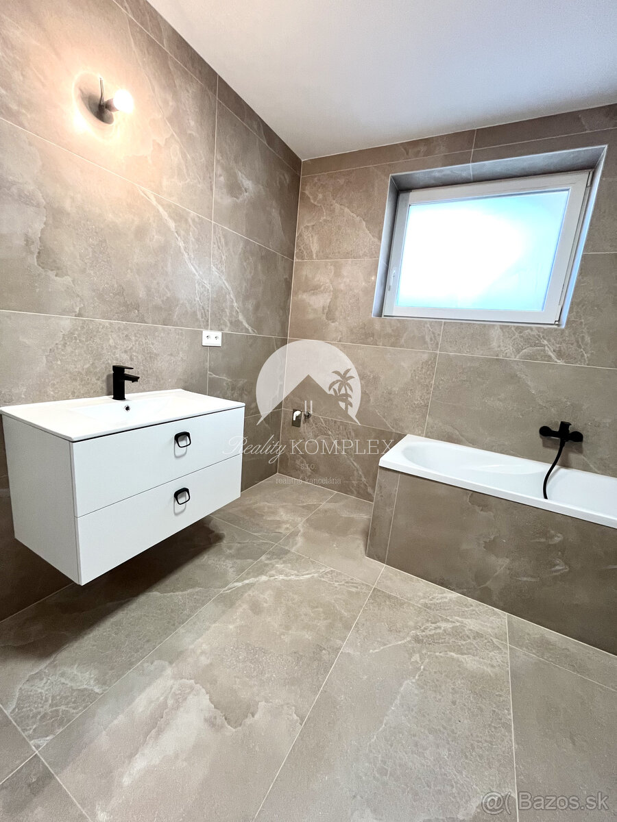 Reality KOMPLEX s.r.o., Vám ponúka na predaj moderný 4-izbov - 15