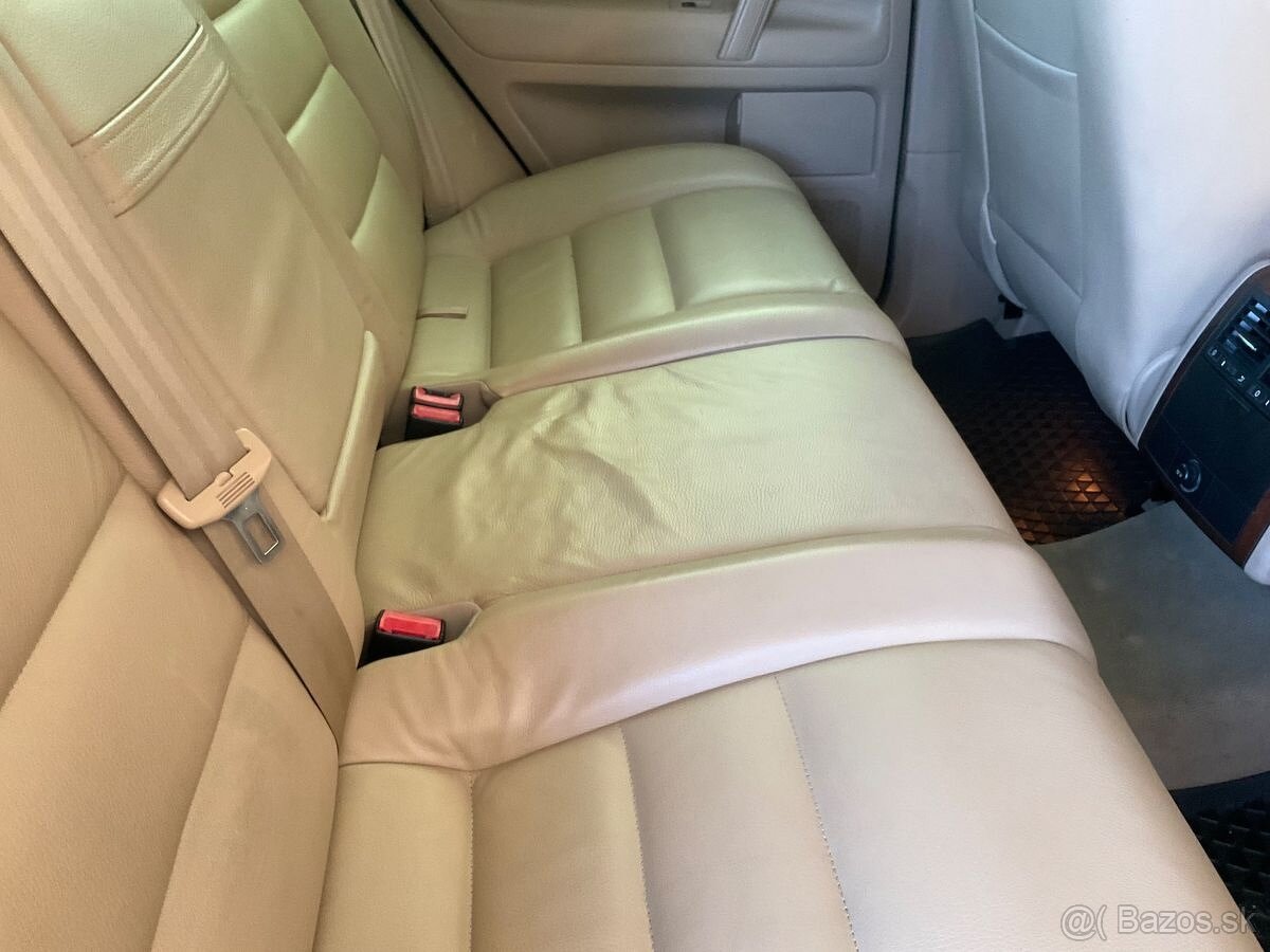 Volkswagen Touareg 3.0 V6 TDi 176 kW 2009 - 15