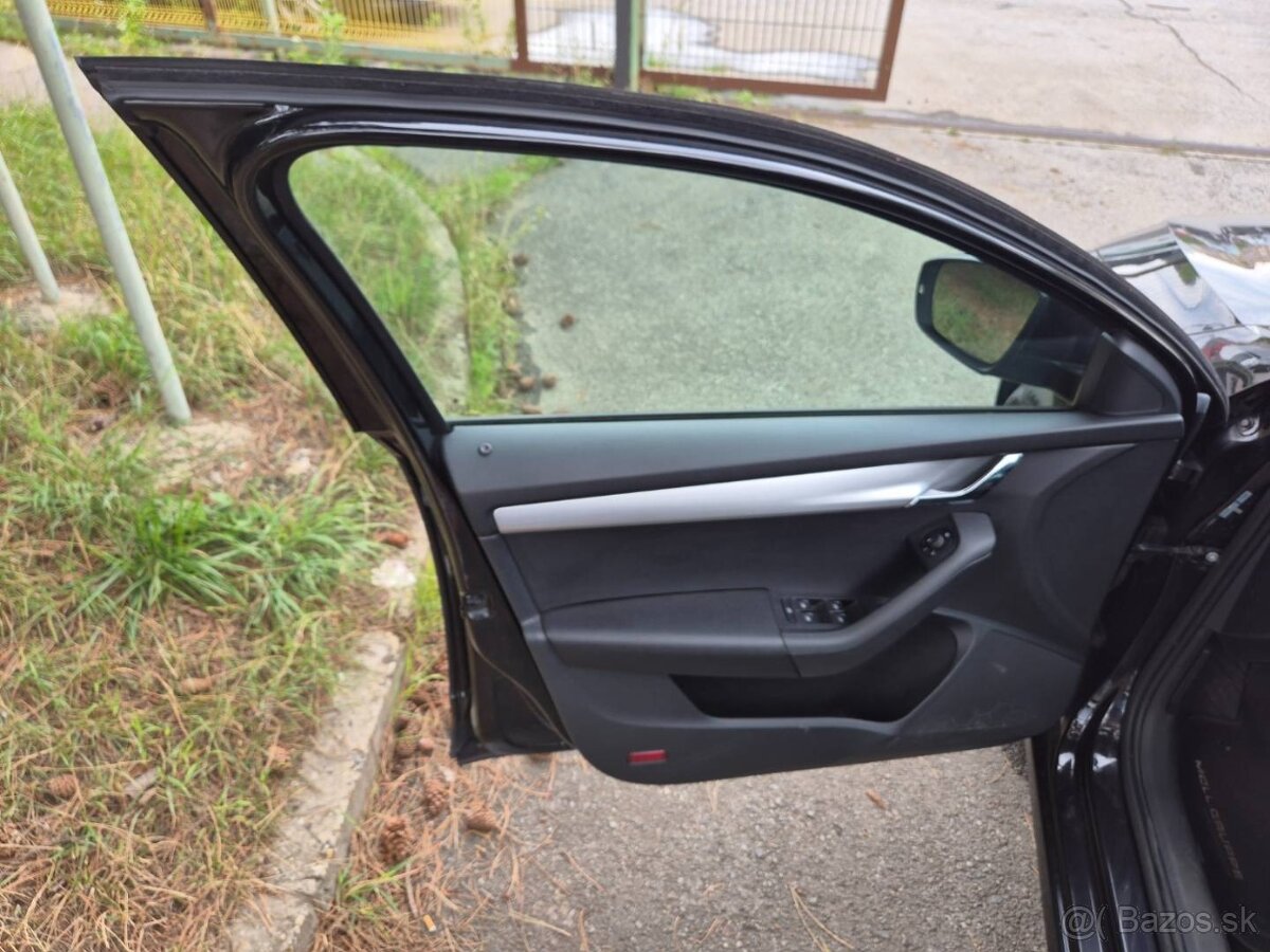 Škoda Octavia Combi 1.6 TDI 115k Ambition - 15