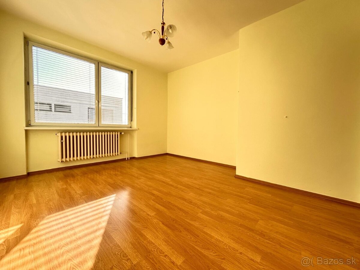 Zobor - 4 izbový rodinný dom - 15