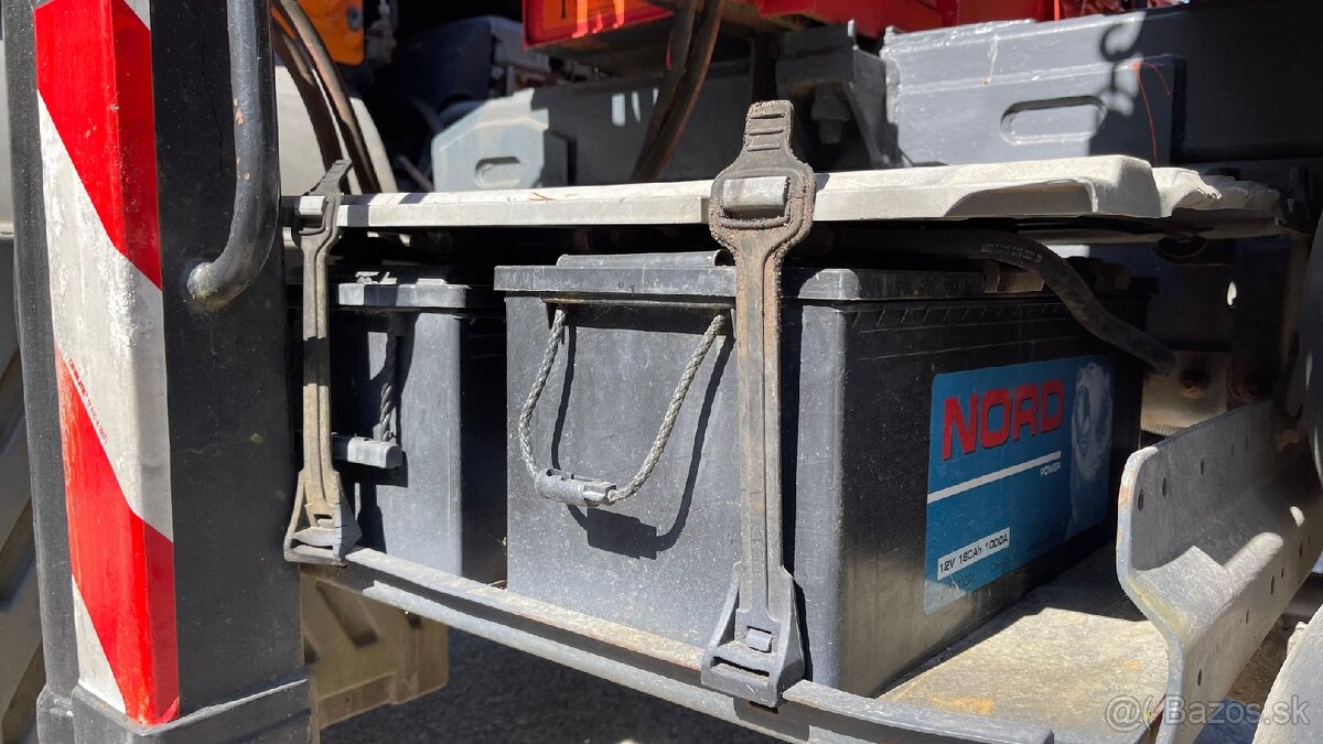 Mercedes Atego vyklápač 4x4, nová STK - 15