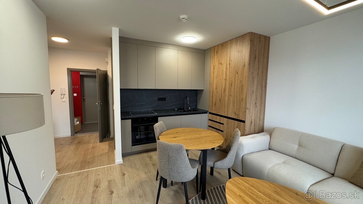 Prenajmem nový 2-izb. byt s balkónom a parkingom - 15