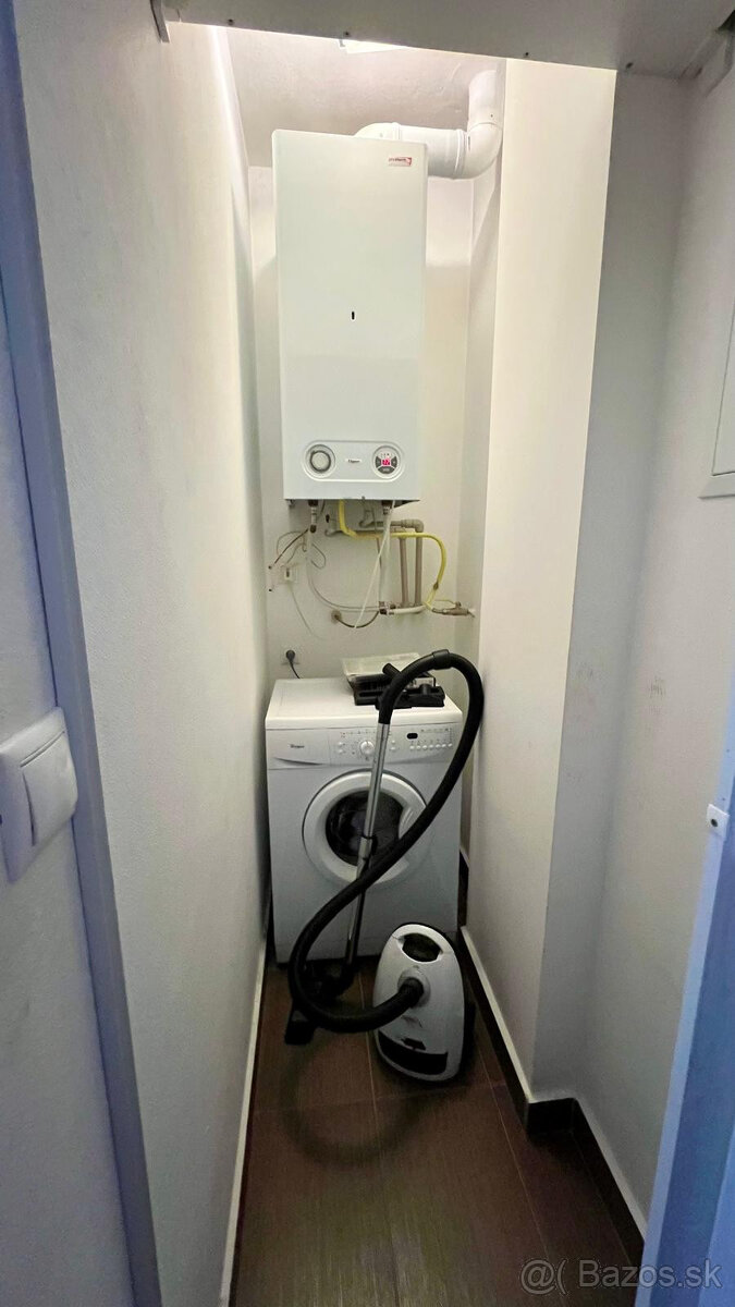 PREDAJ ATRAKTÍVNEHO 3-IZB. BYTU S LOGGIOU V PROSTREDÍ PLNOM - 15