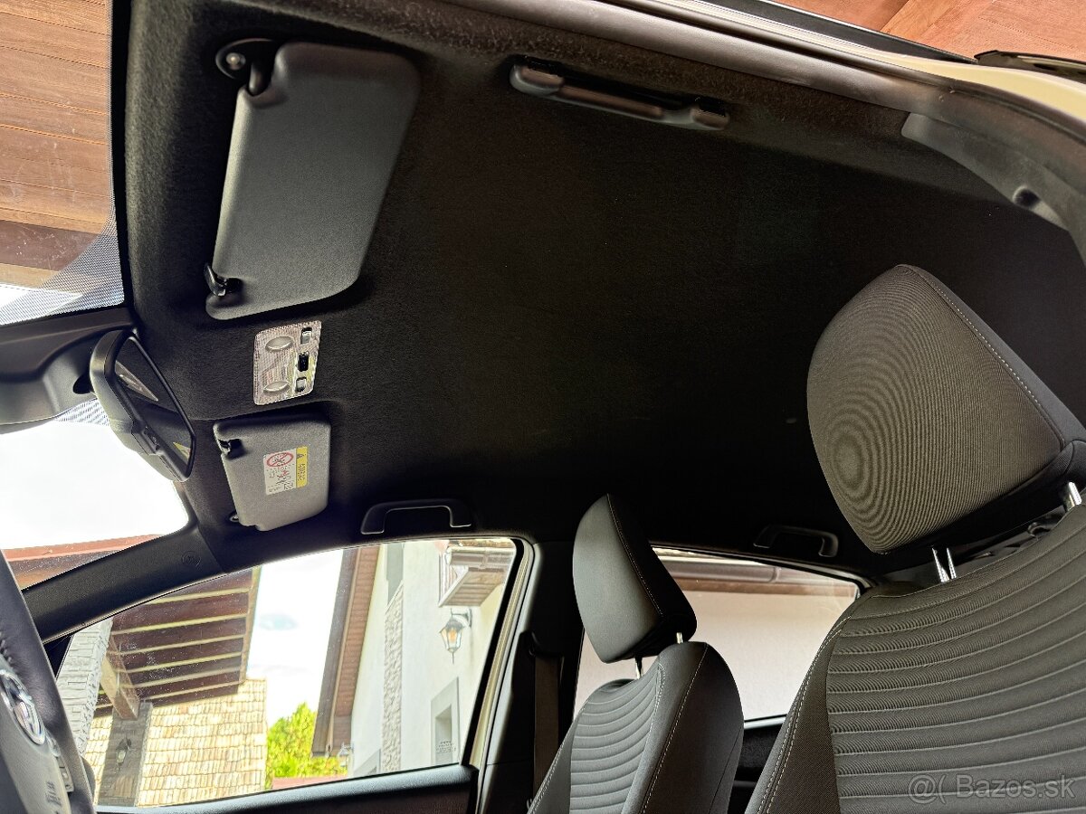 Toyota Yaris 1.5 Selection top 7/2018 po servise - 15