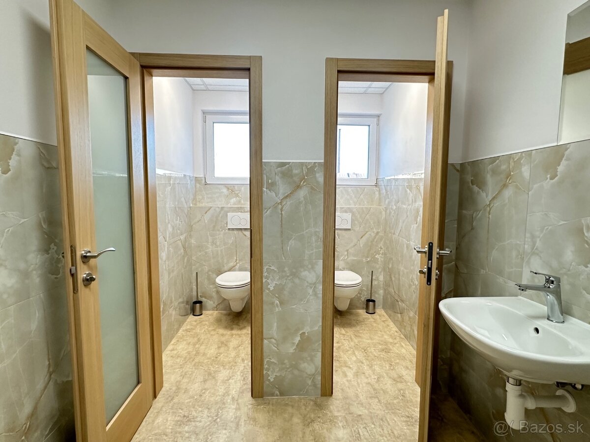 Administratívna budova-kancelárie, obchodný priestor, sklad - 15