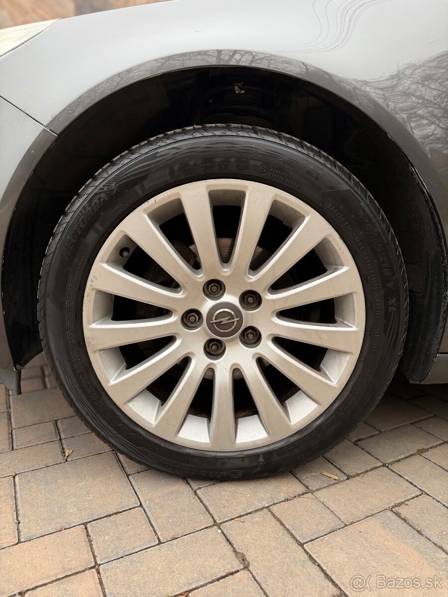 OPEL INSIGNIA SPORTS TOURER SW / 2,0 DIESEL MANUÁL - 15