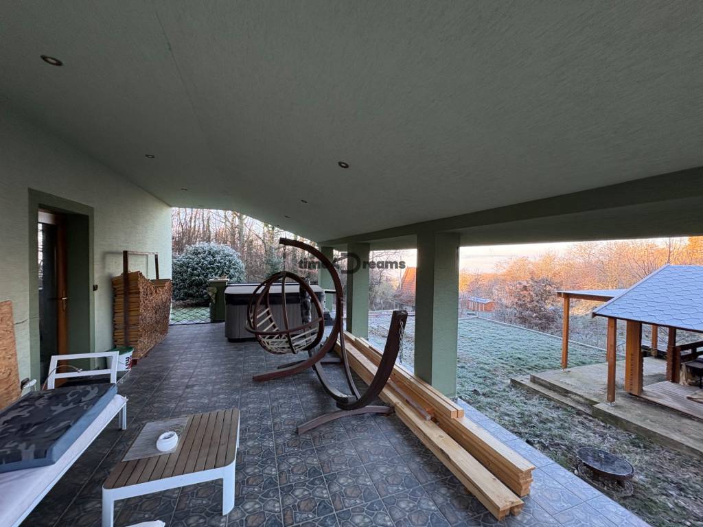 Na predaj: 2 izbový domček v Leviciach - 15