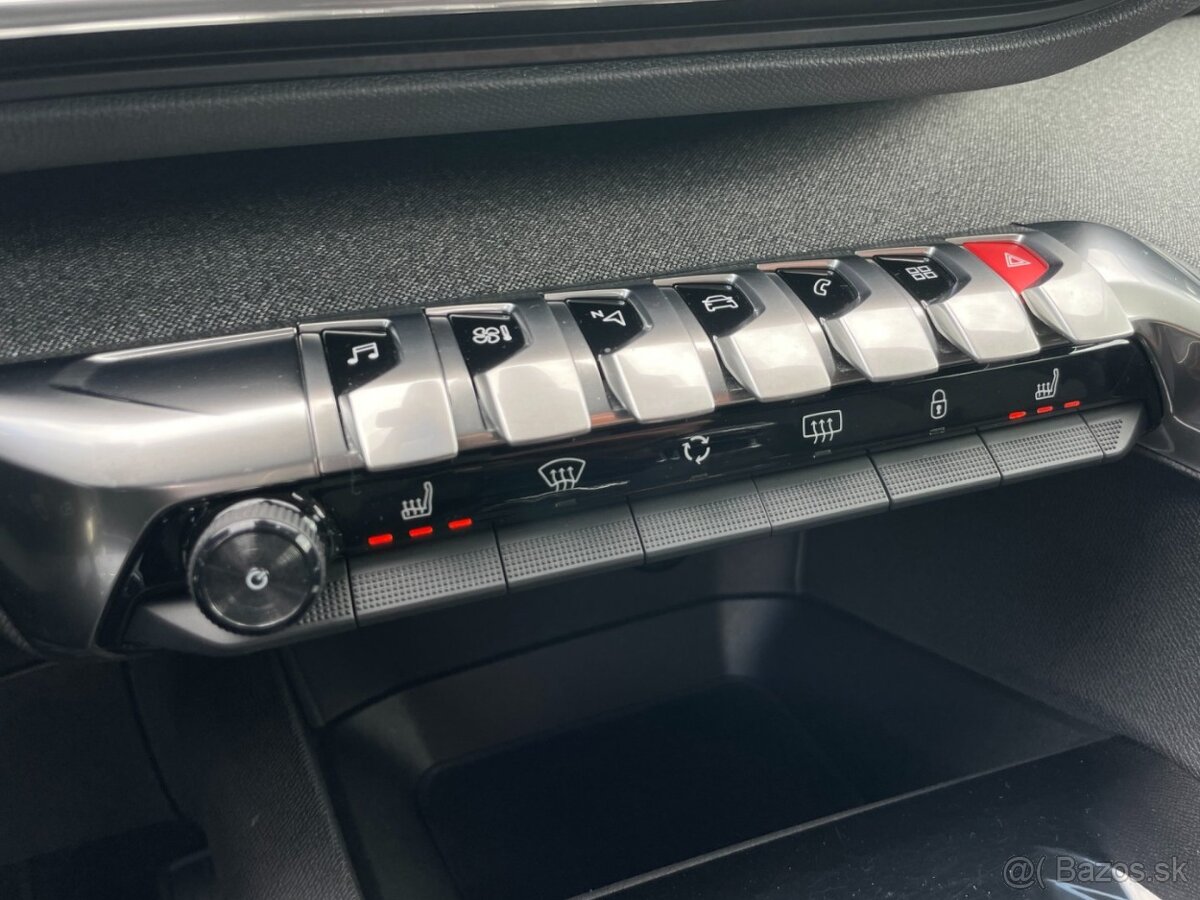 Peugeot 5008 II 1.2PT ALLURE 7míst ČR+1.maj. - 15