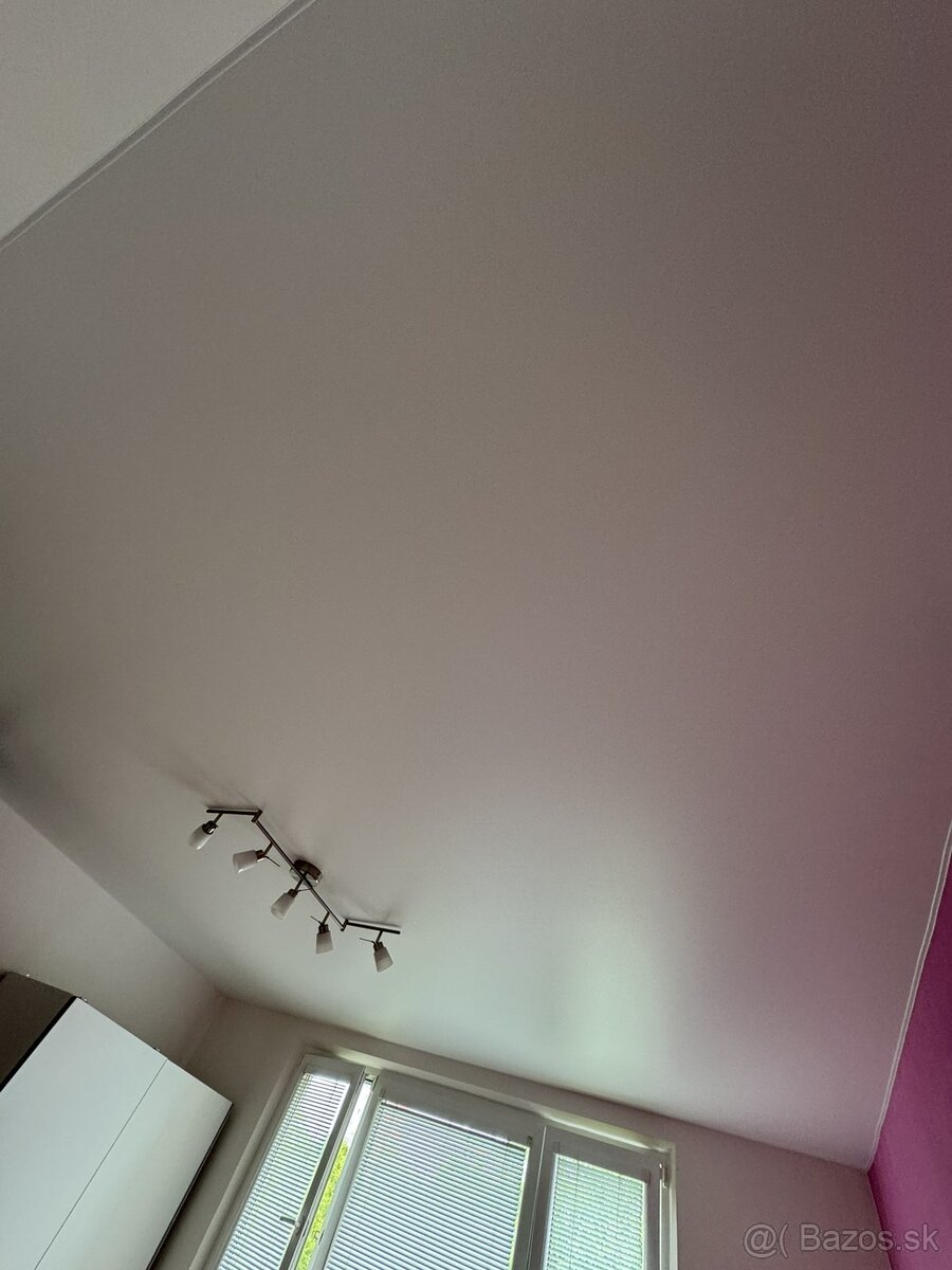 Napinaci strop Humenne - 15