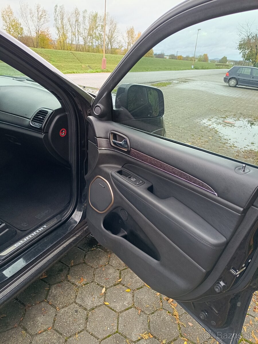 Jeep Grand Cherokee - 15