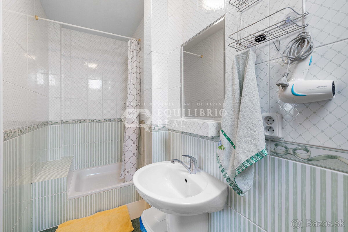 PREDAJ - 10-IZBOVÝ DOM - PENZIÓN - PODHÁJSKA - 15