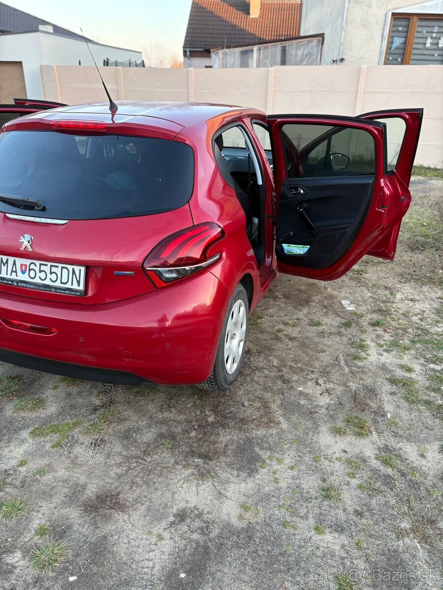 Predám Peugeot 208 22191km - 15