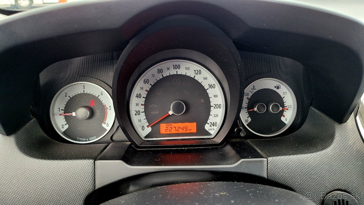 Kia Ceed 1.6 CRDi Combi, 2008 –nová spojka,STK 7/26 - 15