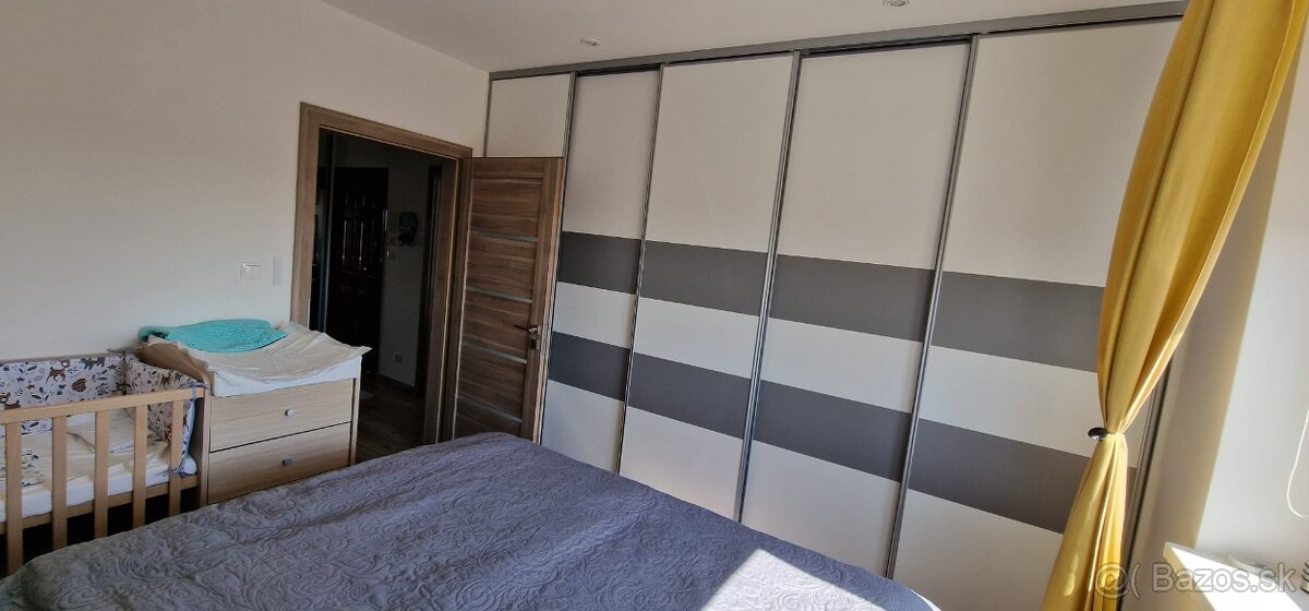 3izbovy byt - 15