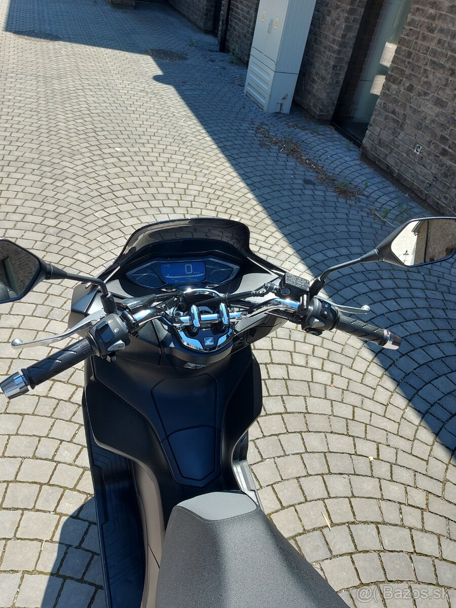Honda PCX 125, r.v. 2022, TOP stav, iba 2053 km - 15