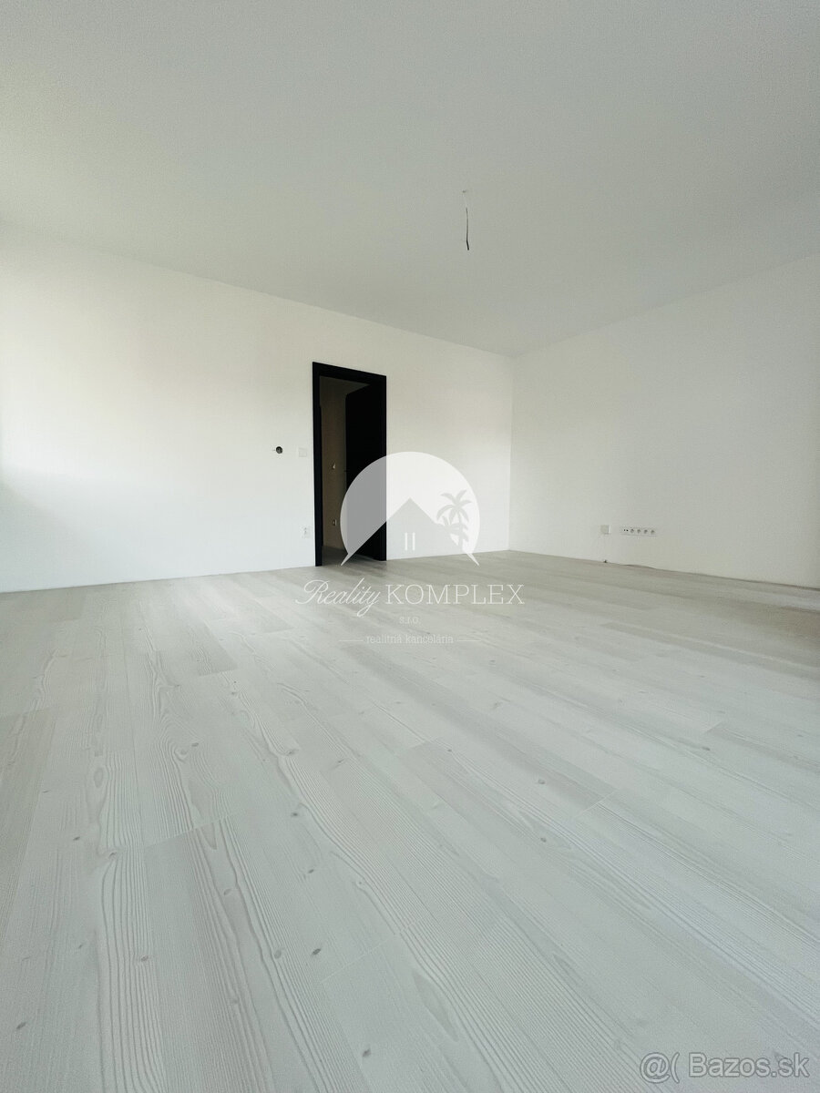 Reality KOMPLEX s.r.o., Vám ponúka na predaj moderný 3-izbov - 15