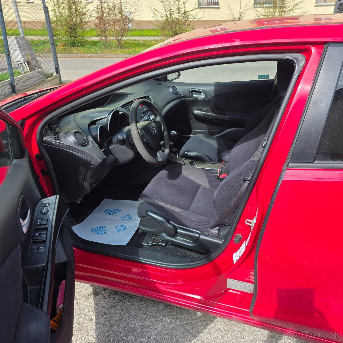 Honda Civic 1.4 i-VTEC 5DR - benzín - 15