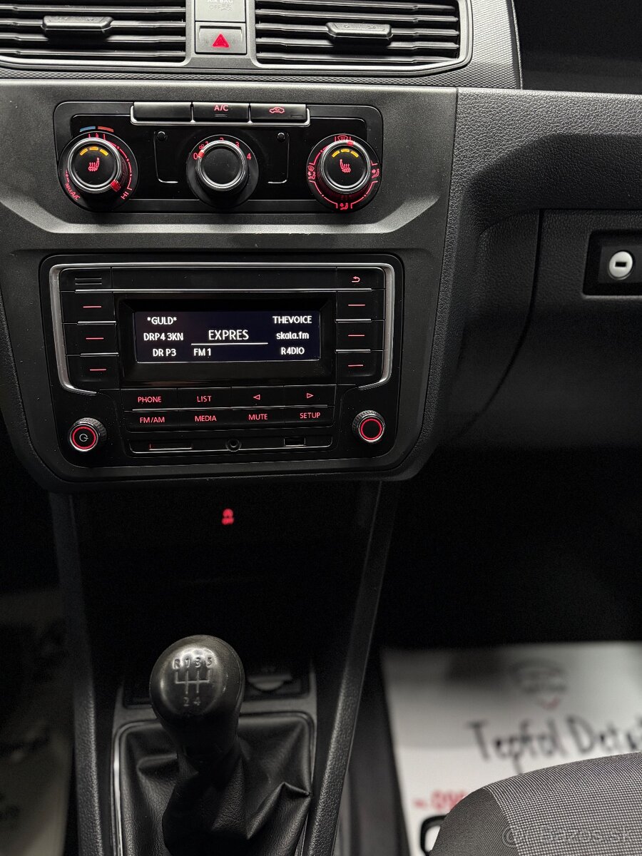 Volkswagen Caddy 2019 2.0tdi 75kw L1 ťažné 1majiteľ - 15