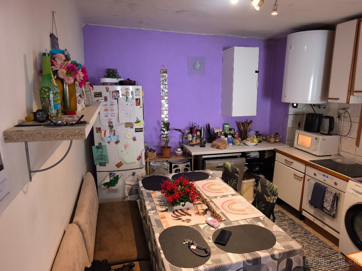 Predám rodinný dom na Budči - 15