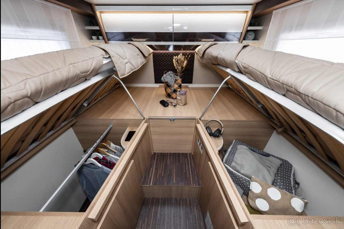 170PS 2023 5míst obytné auto karavan velmi pěkný stav - 15
