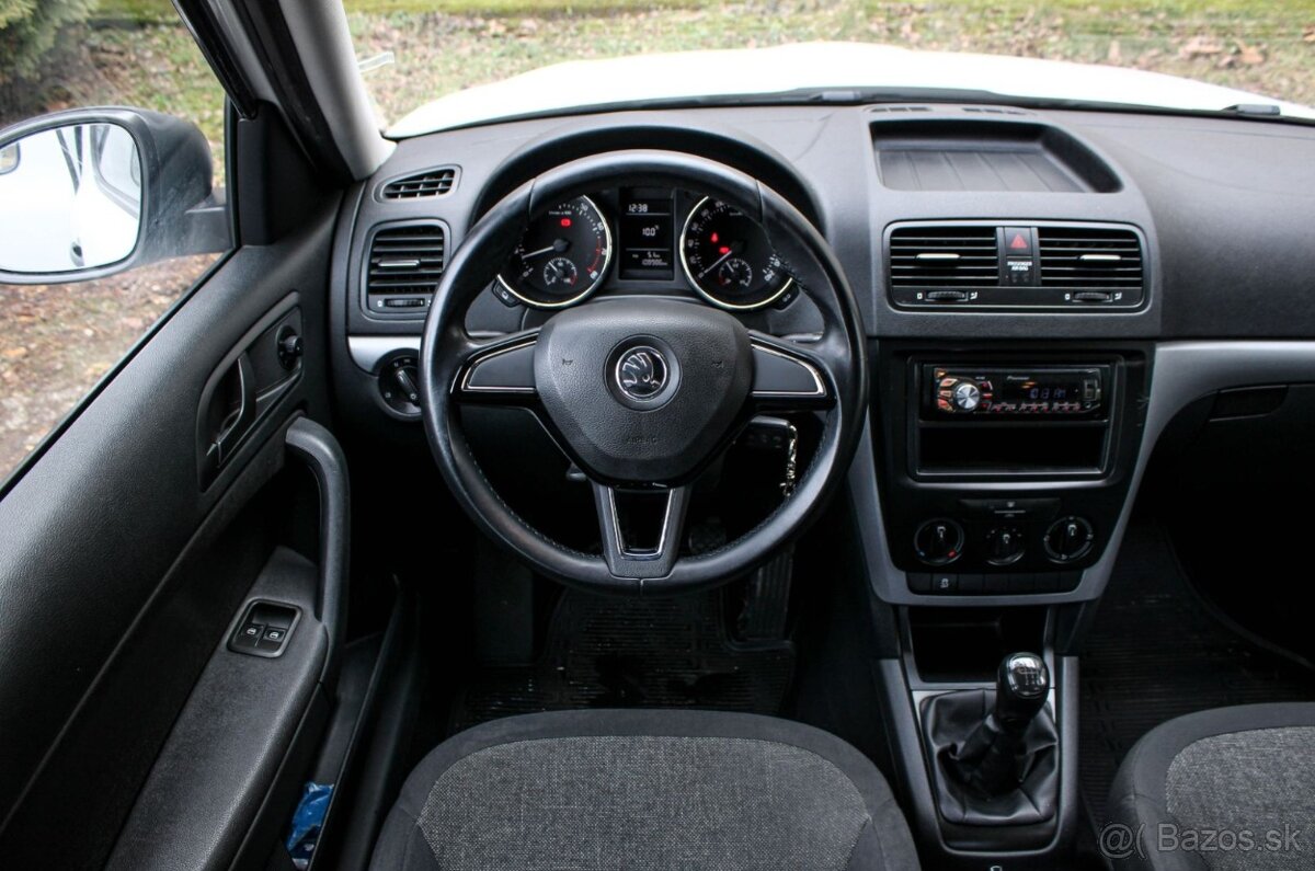 Škoda Yeti 1.2 TSI Active 109000km - 15