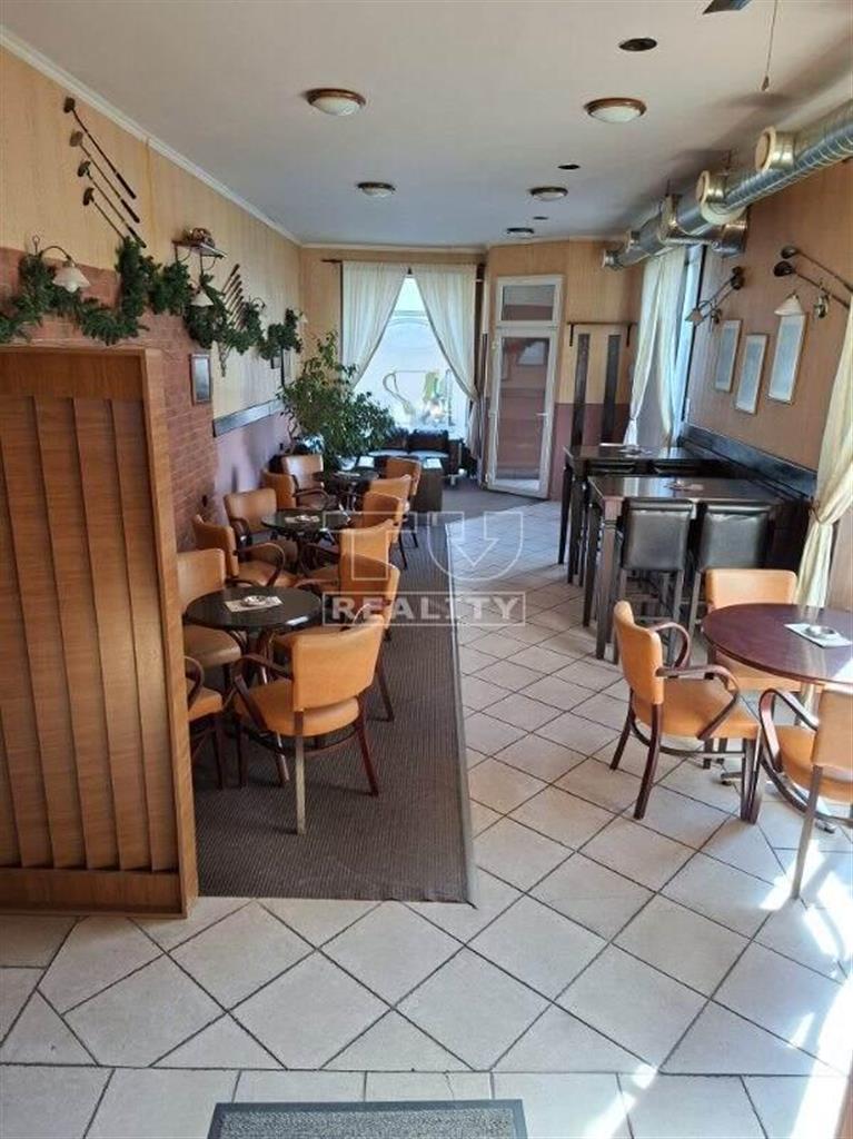 POLYFUNKČNÁ BUDOVA V CENTRE TRENČÍNA - 15