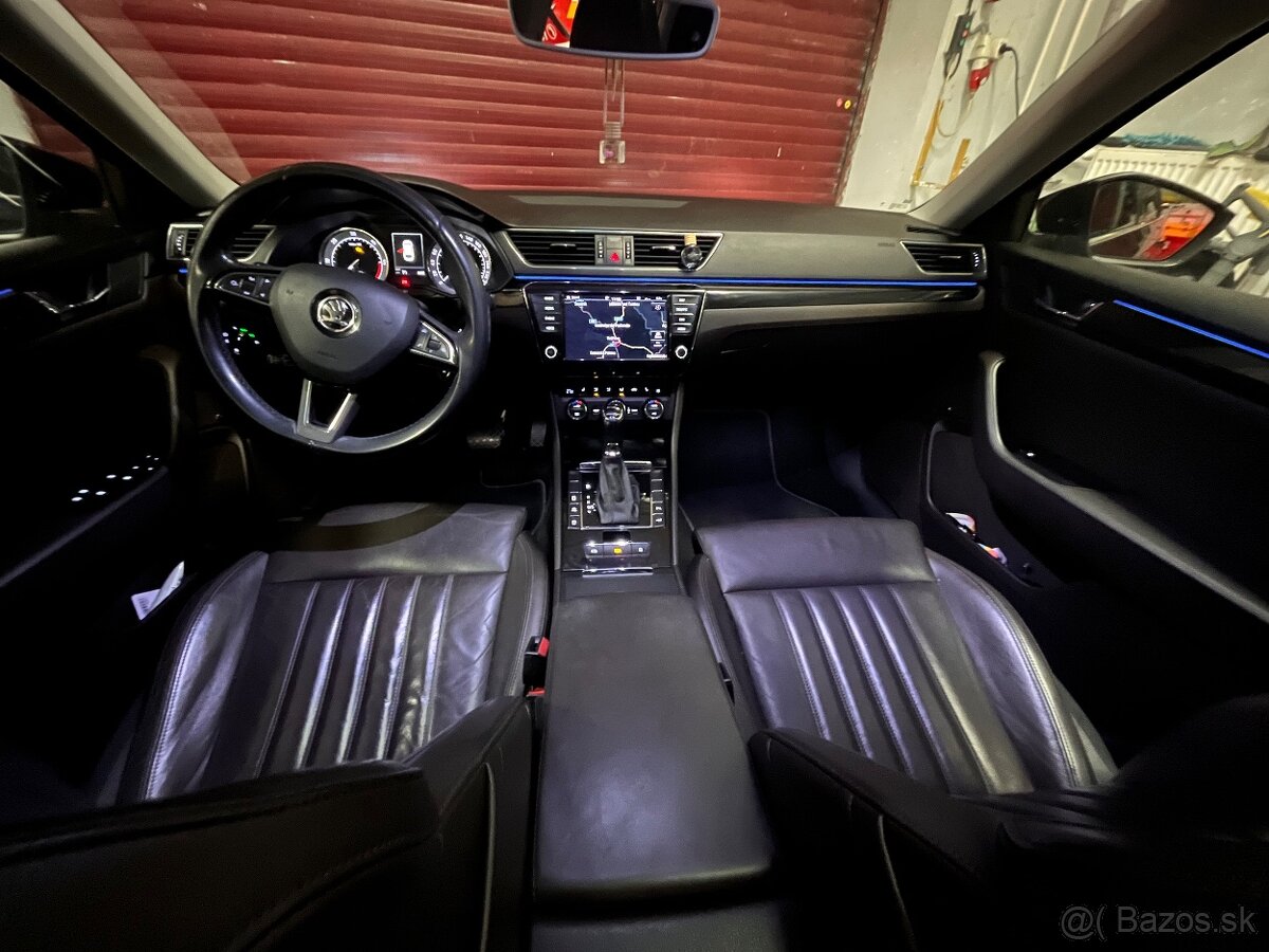 Skoda superb III. L&K 2.0 TDi 140kw 2016 panorama - 15