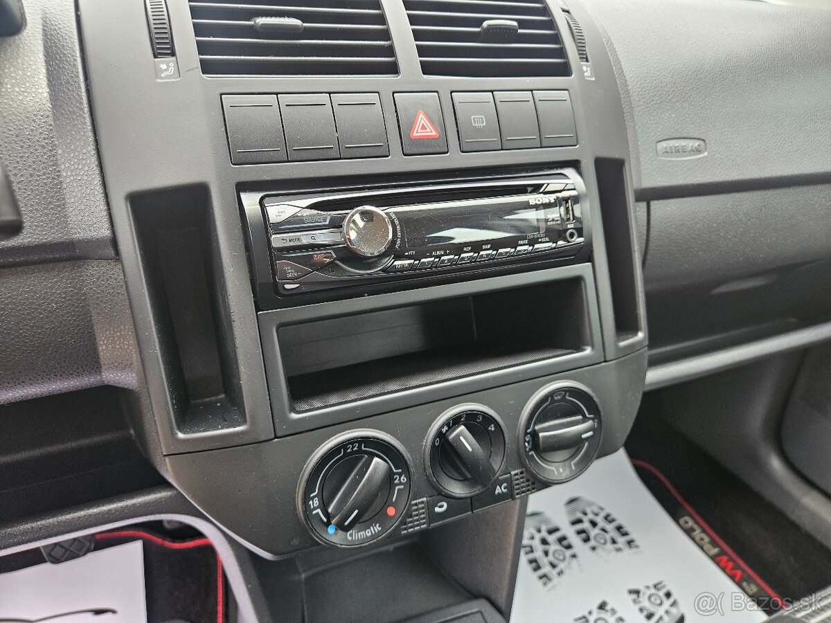 VOLKSWAGEN POLO 1.2HTP 2009 - 15