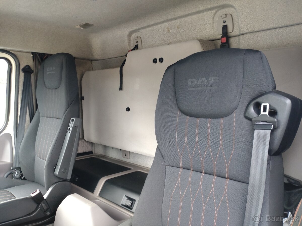 DAF LF 320 FA - 18t - 18 Europalet - Čelo - Lůžko - 15