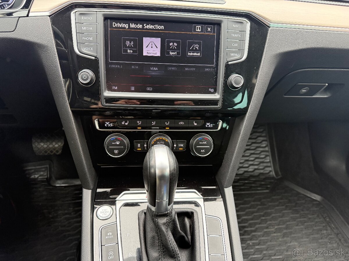 Volkswagen Passat B8 Highline 2.0tdi 4motion Webasto virtuál - 15