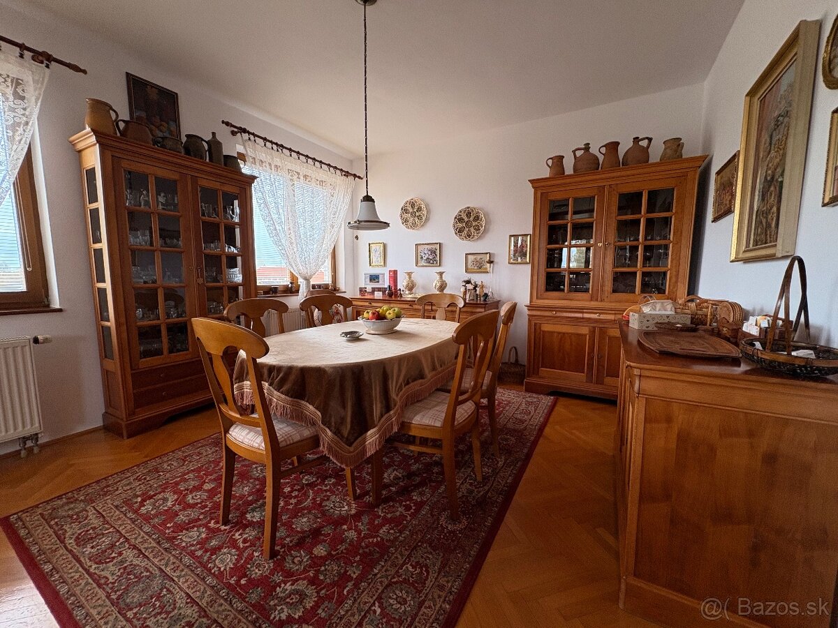 Predaj priestranného 5-izbového bytu v Komárne – Petőfiho ul - 15